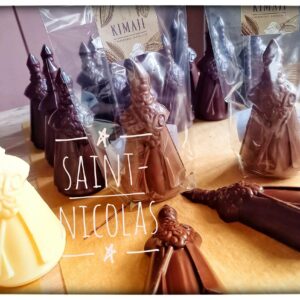 St Nicolas chocolat noir personnage creux